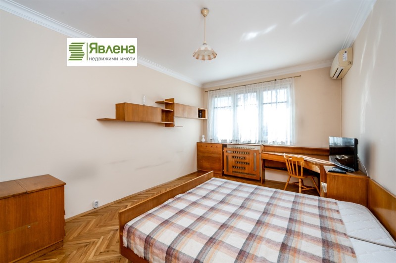 Продава 3-СТАЕН, гр. София, Център, снимка 5 - Апартаменти - 52886819