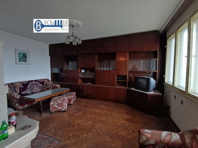 Продава 4-СТАЕН, гр. Велико Търново, Акация, снимка 2 - Апартаменти - 53522015