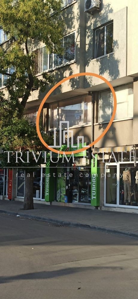 En venta  Oficina Plovdiv , Tsentar , 26 metros cuadrados | 24661243 - imagen [2]