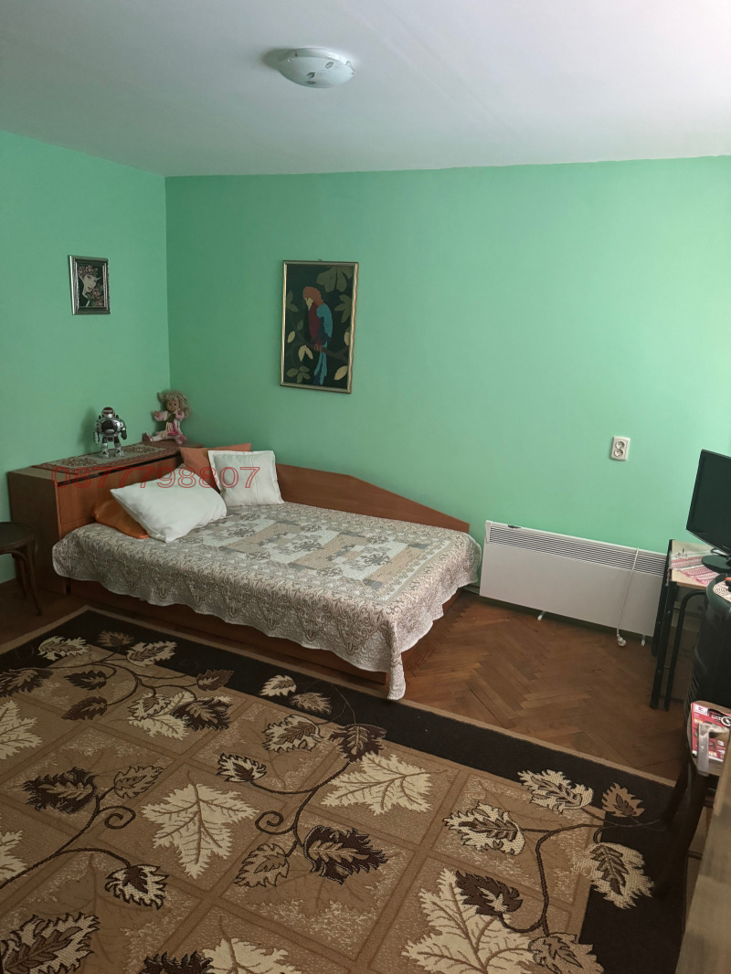 Продава КЪЩА, с. Вълчитрън, област Плевен, снимка 3 - Къщи - 52778792