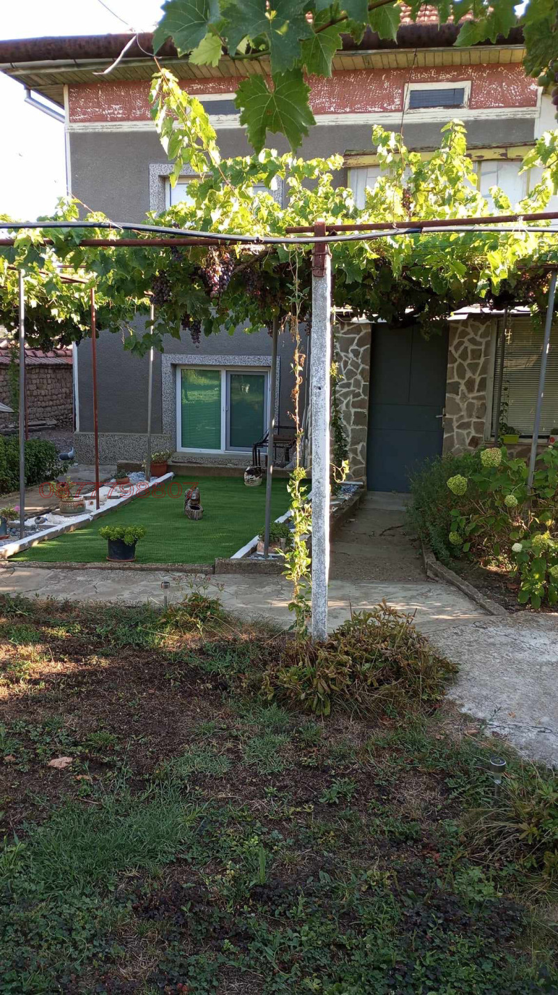 Продава КЪЩА, с. Вълчитрън, област Плевен, снимка 2 - Къщи - 52778792