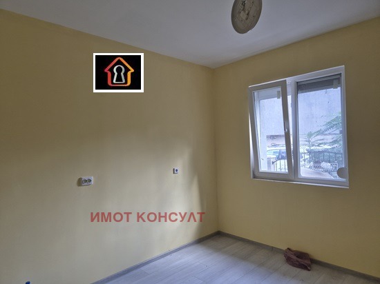 Продава КЪЩА, гр. Враца, Квартал 72, снимка 4 - Къщи - 47411805