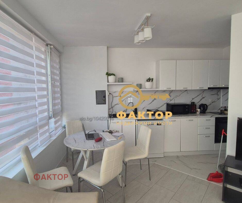 Продава 3-СТАЕН, гр. Пловдив, Център, снимка 2 - Апартаменти - 50951945