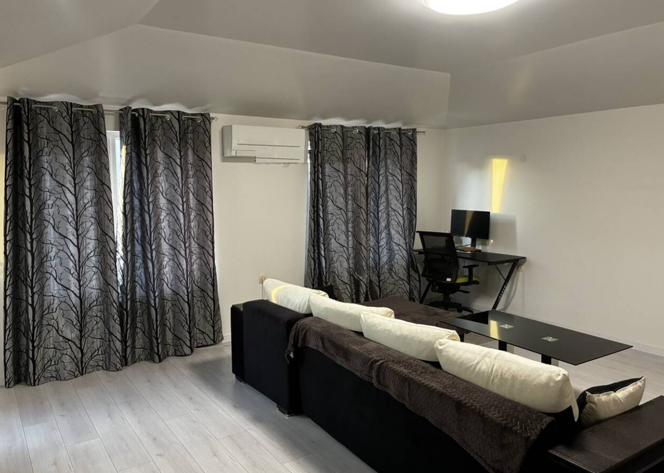 Продава 3-СТАЕН, гр. Пловдив, Център, снимка 3 - Апартаменти - 56029498
