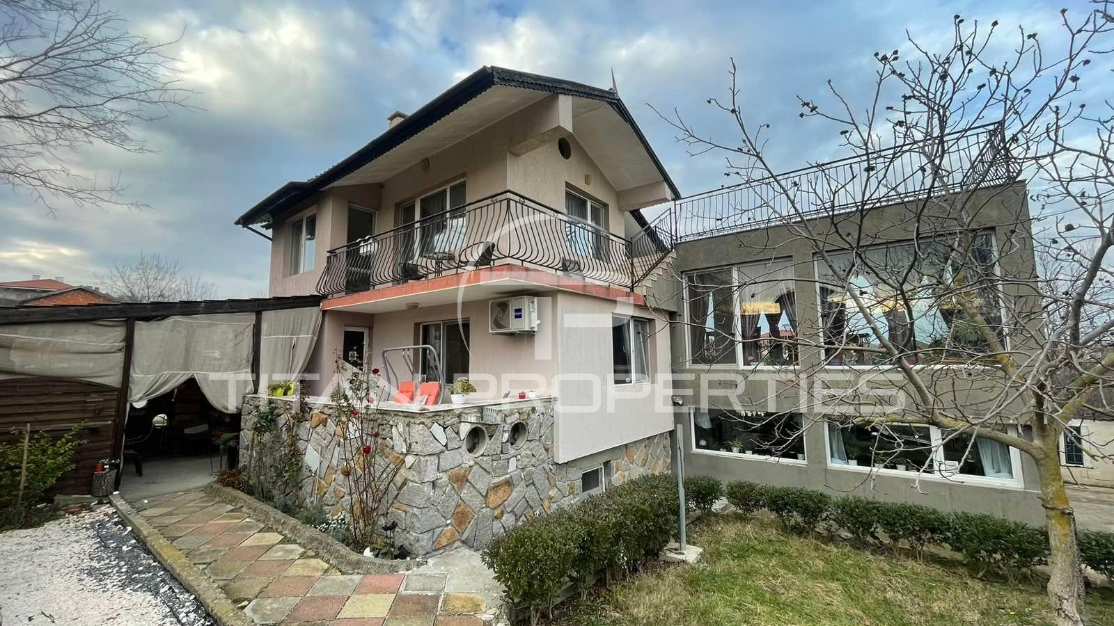 Продава КЪЩА, гр. Бургас, с. Твърдица, снимка 2 - Къщи - 48155827