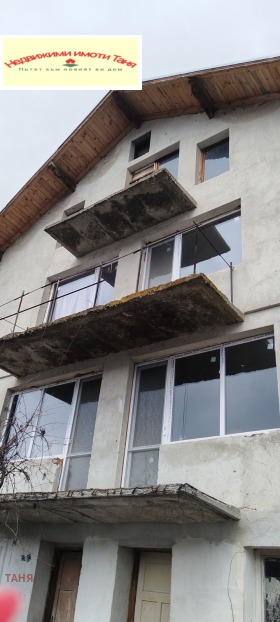 House Lyalintsi, region Pernik 1