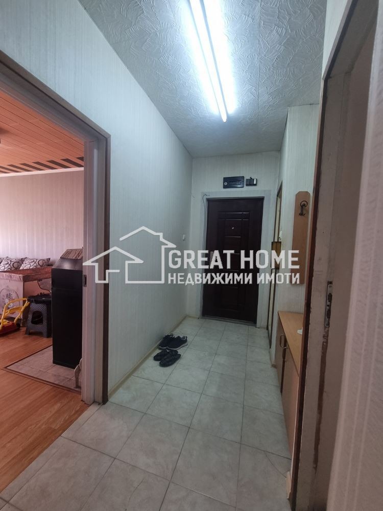 Продава 4-СТАЕН, гр. Търговище, Изток 1, снимка 9 - Апартаменти - 54355072