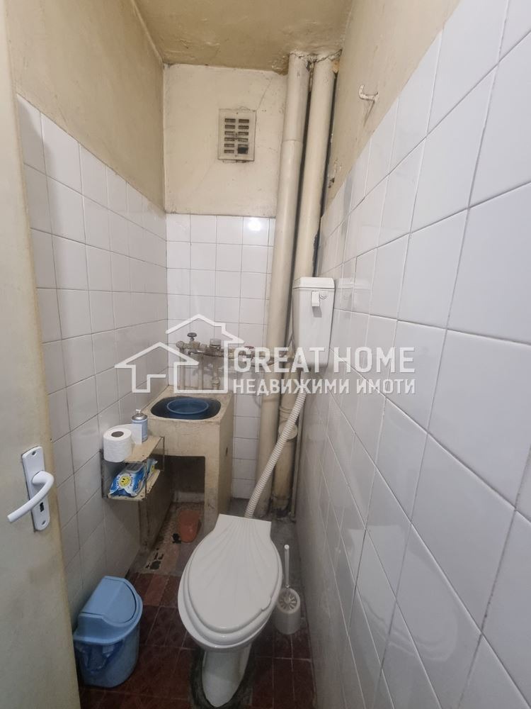 Продава 4-СТАЕН, гр. Търговище, Изток 1, снимка 8 - Апартаменти - 54355072