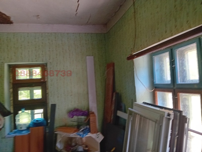 Продава КЪЩА, с. Долно Линево, област Монтана, снимка 8 - Къщи - 52780549