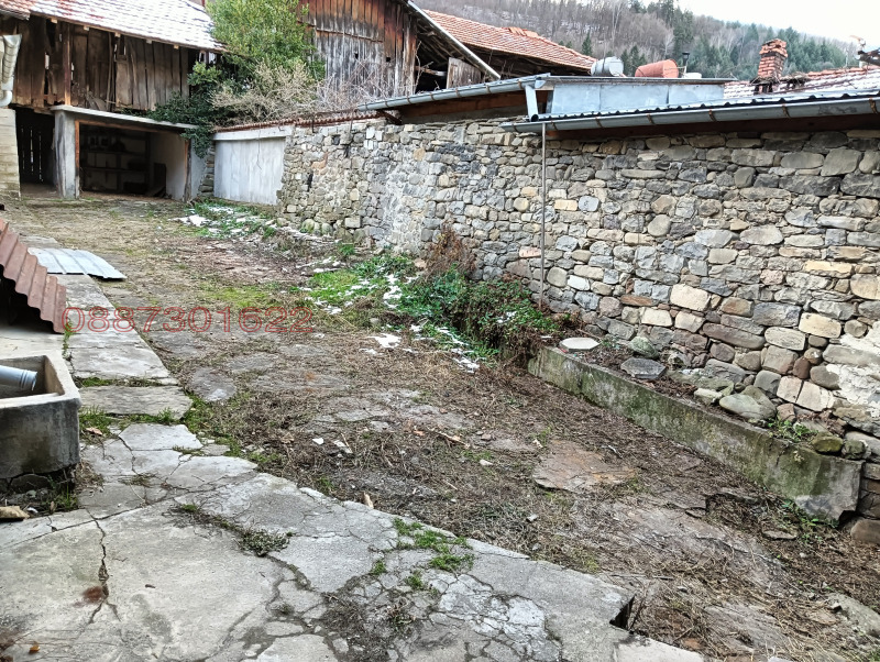 Продава КЪЩА, гр. Троян, област Ловеч, снимка 14 - Къщи - 53350667