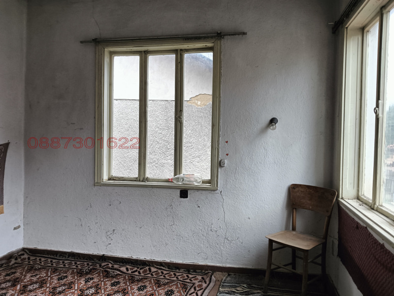 Продава КЪЩА, гр. Троян, област Ловеч, снимка 13 - Къщи - 52785889