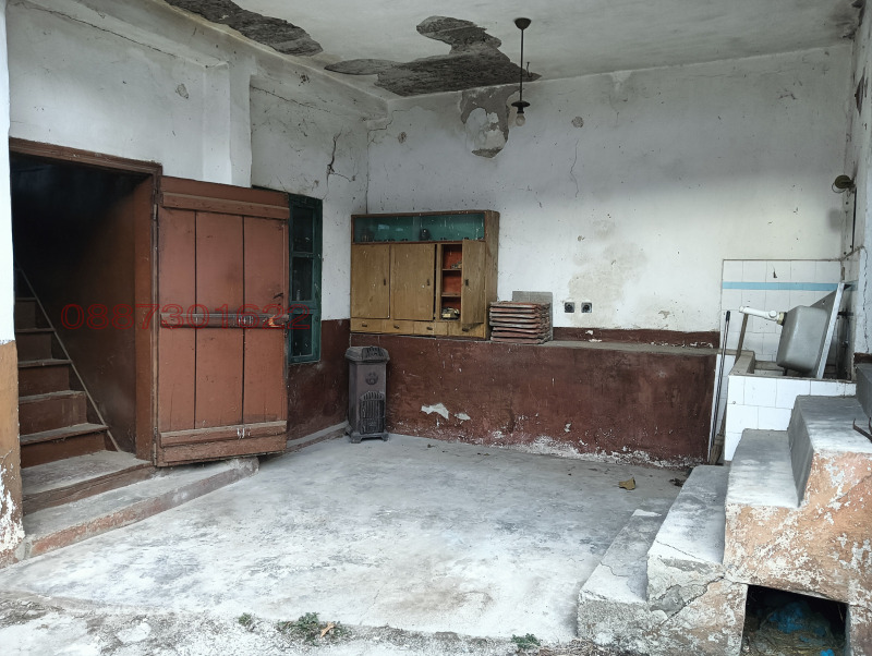 Продава КЪЩА, гр. Троян, област Ловеч, снимка 15 - Къщи - 53350667