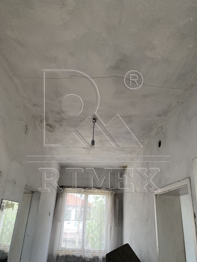 Продава КЪЩА, с. Стряма, област Пловдив, снимка 12 - Къщи - 54923325