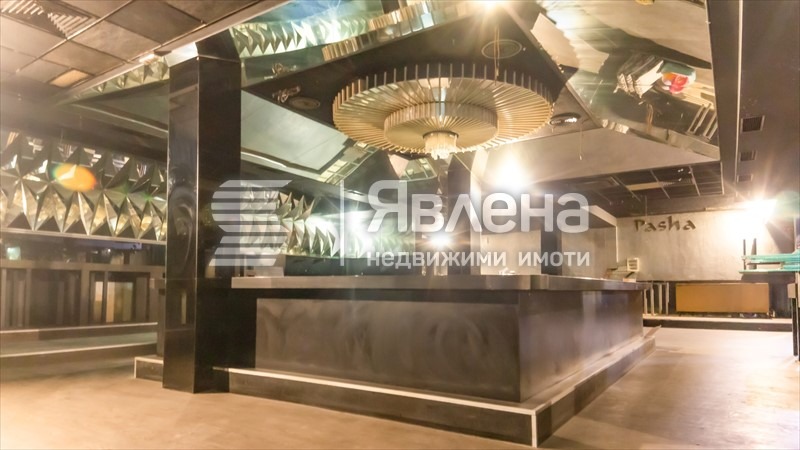 Продава ЗАВЕДЕНИЕ, гр. Пловдив, Център, снимка 2 - Заведения - 53953354