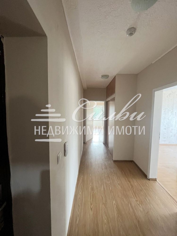 Продава 2-СТАЕН, гр. Шумен, Център, снимка 4 - Апартаменти - 54685822