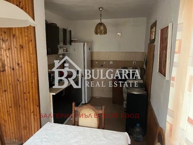 Продава КЪЩА, гр. Трън, област Перник, снимка 11 - Къщи - 54923843