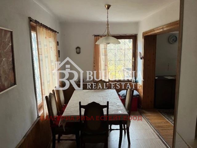 Продава КЪЩА, гр. Трън, област Перник, снимка 7 - Къщи - 54923843