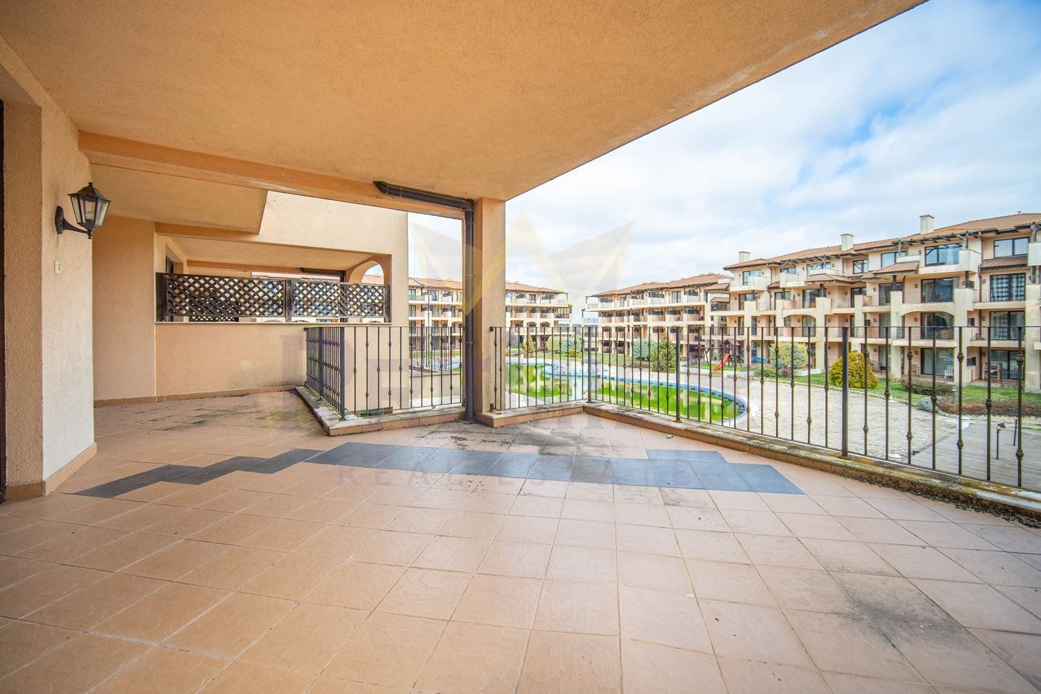 Продава 3-СТАЕН, гр. Каварна, област Добрич