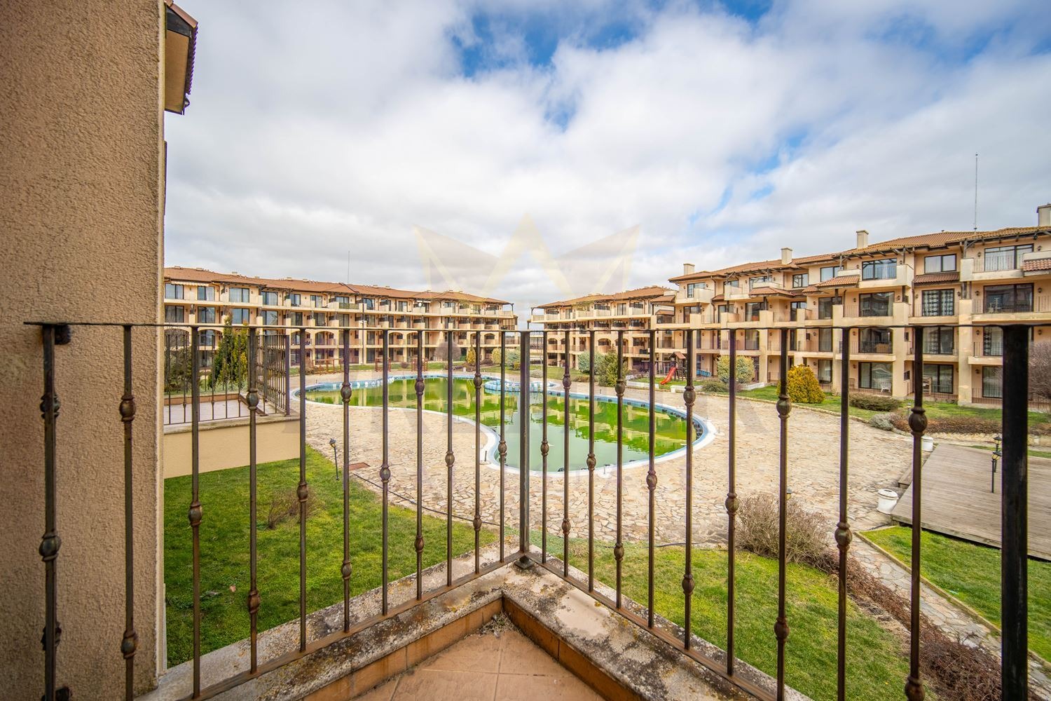 Продава 3-СТАЕН, гр. Каварна, област Добрич, снимка 2 - Апартаменти - 53860604