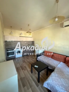 2-СТАЕН, 38 m2