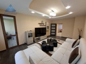 2 quartos Drujba 4, Pleven
