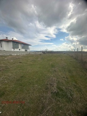 Продажба на имоти в с. Дъждино, област Кърджали - изображение 1 