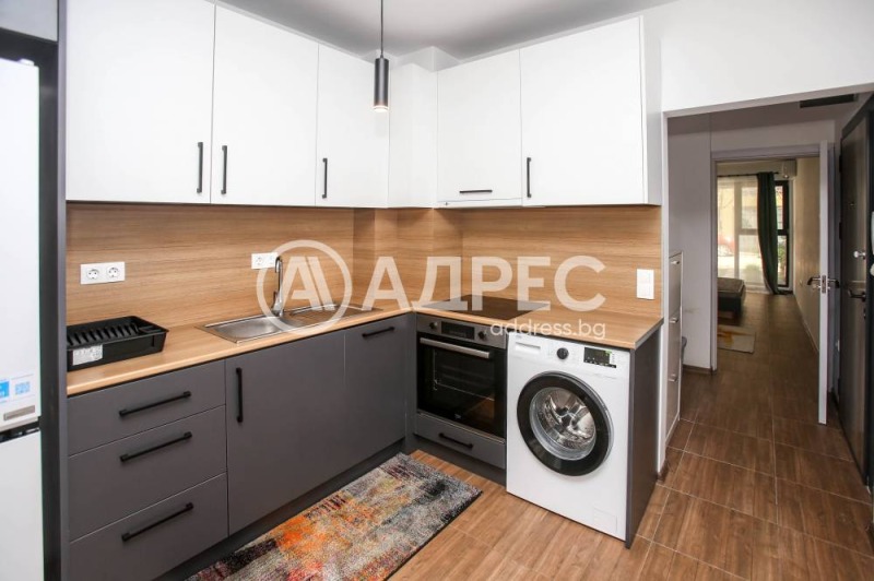 De vânzare  1 dormitor Sofia , Dârvenița , 63 mp | 64920358