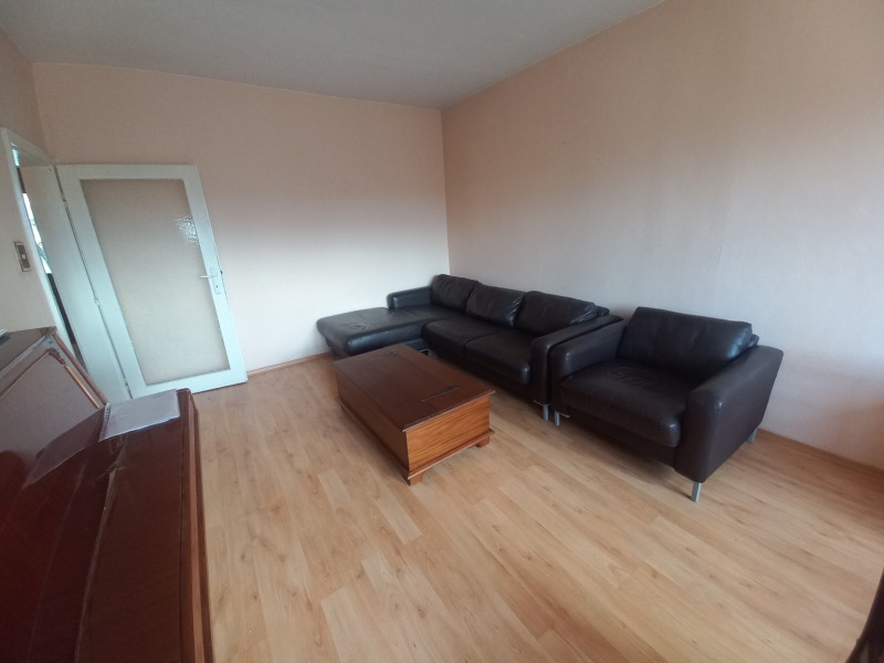 Продава 2-СТАЕН, гр. Пловдив, Кючук Париж, снимка 3 - Апартаменти - 52646957