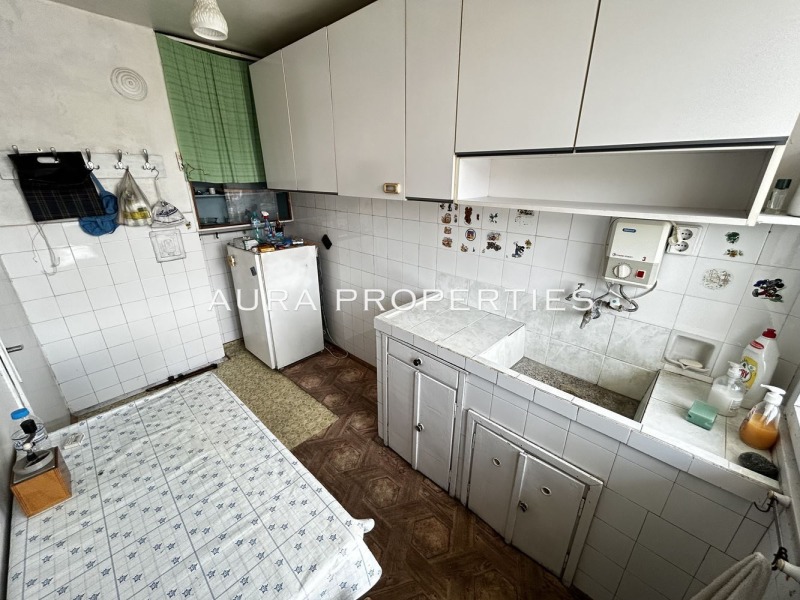 Na sprzedaż  2 sypialnie Razgrad , Centar , 90 mkw | 24750500 - obraz [4]