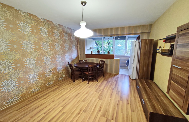 Продава 3-СТАЕН, гр. София, Люлин 4