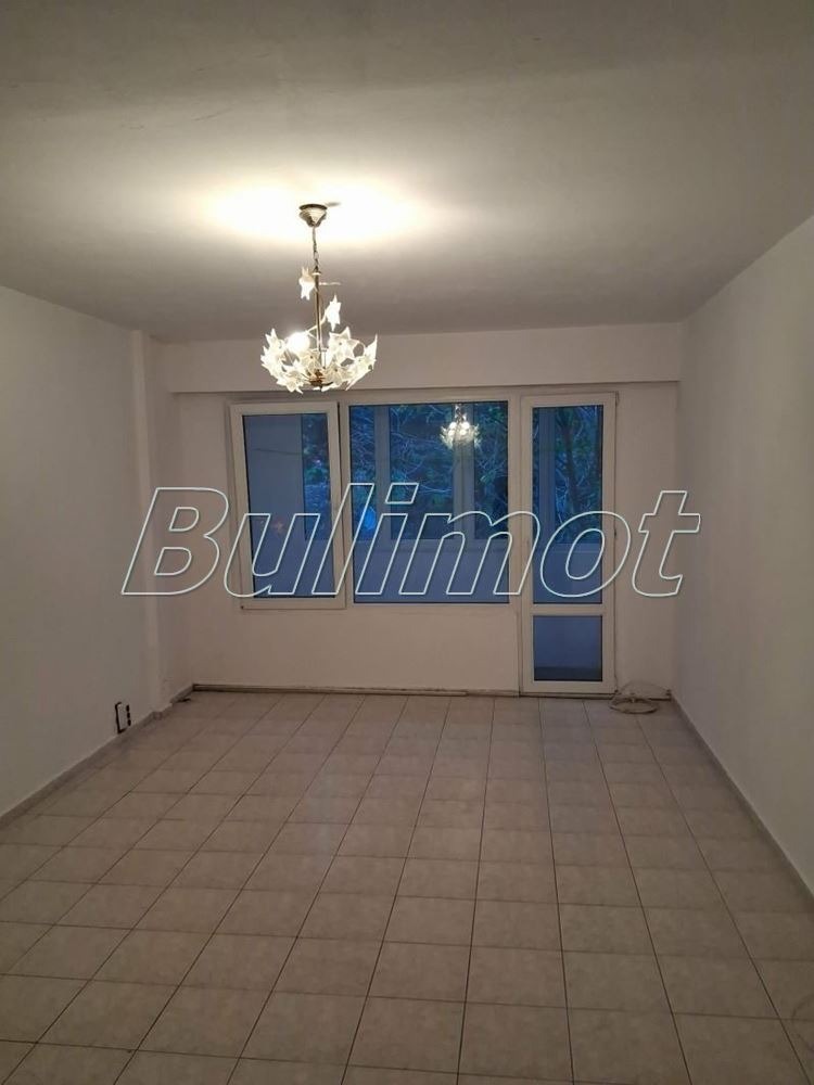 Продава 3-СТАЕН, гр. Варна, Младост 2