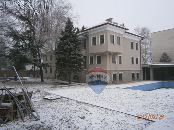 Продава  Къща, град Пловдив, Институт по овощарство • 1 300 000 EUR • ID 47238031 — holmes.bg - [1] 