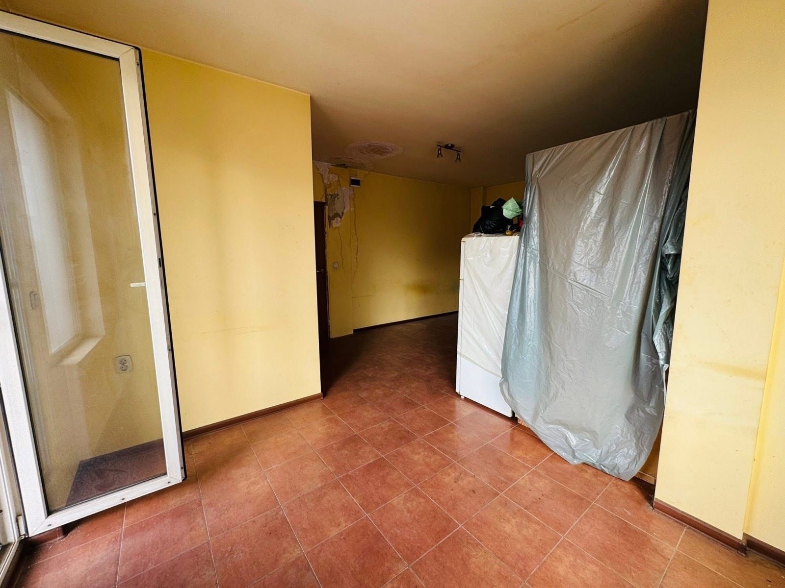 Продава 2-СТАЕН, гр. Враца, Промишлена зона, снимка 5 - Апартаменти - 53802467