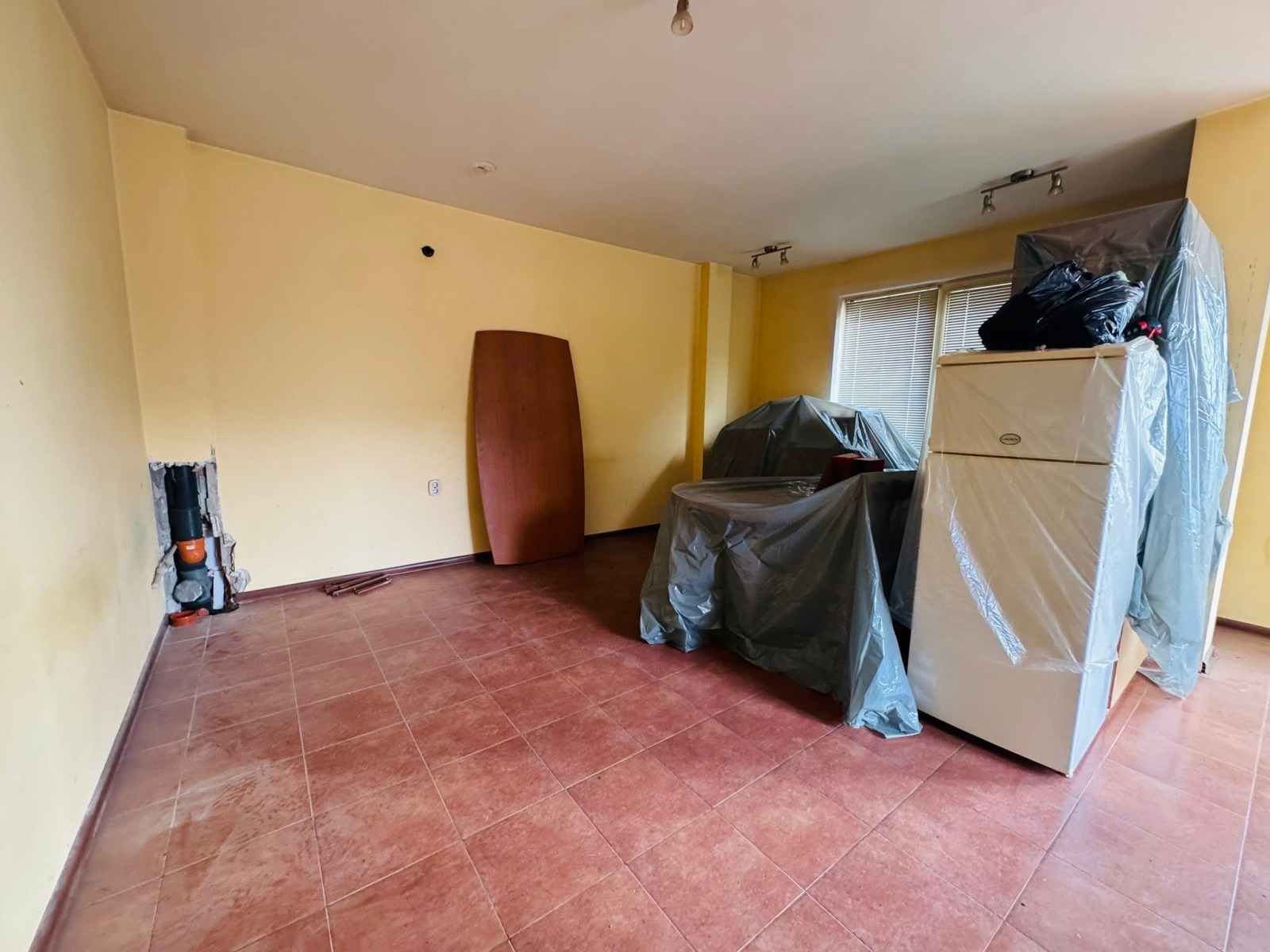 Продава 2-СТАЕН, гр. Враца, Промишлена зона, снимка 4 - Апартаменти - 53802467