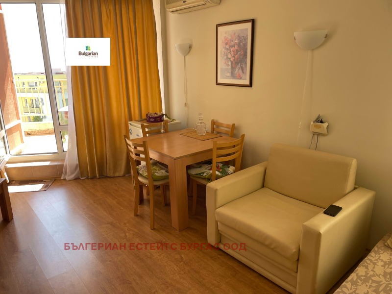 Till salu  1 sovrum region Burgas , Sveti Vlas , 70 kvm | 77982745 - bild [5]