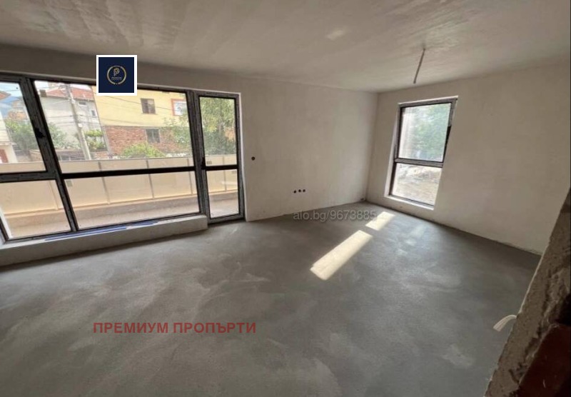 De vânzare  2 dormitoare Plovdiv , Comatevo , 111 mp | 78827556 - imagine [4]