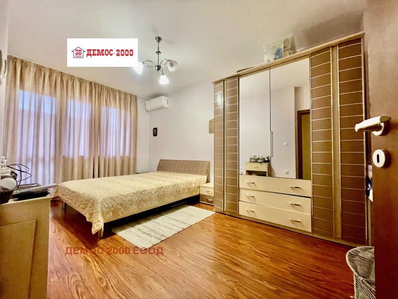 Продава 3-СТАЕН, гр. Варна, Окръжна болница-Генерали, снимка 5 - Апартаменти - 53046468