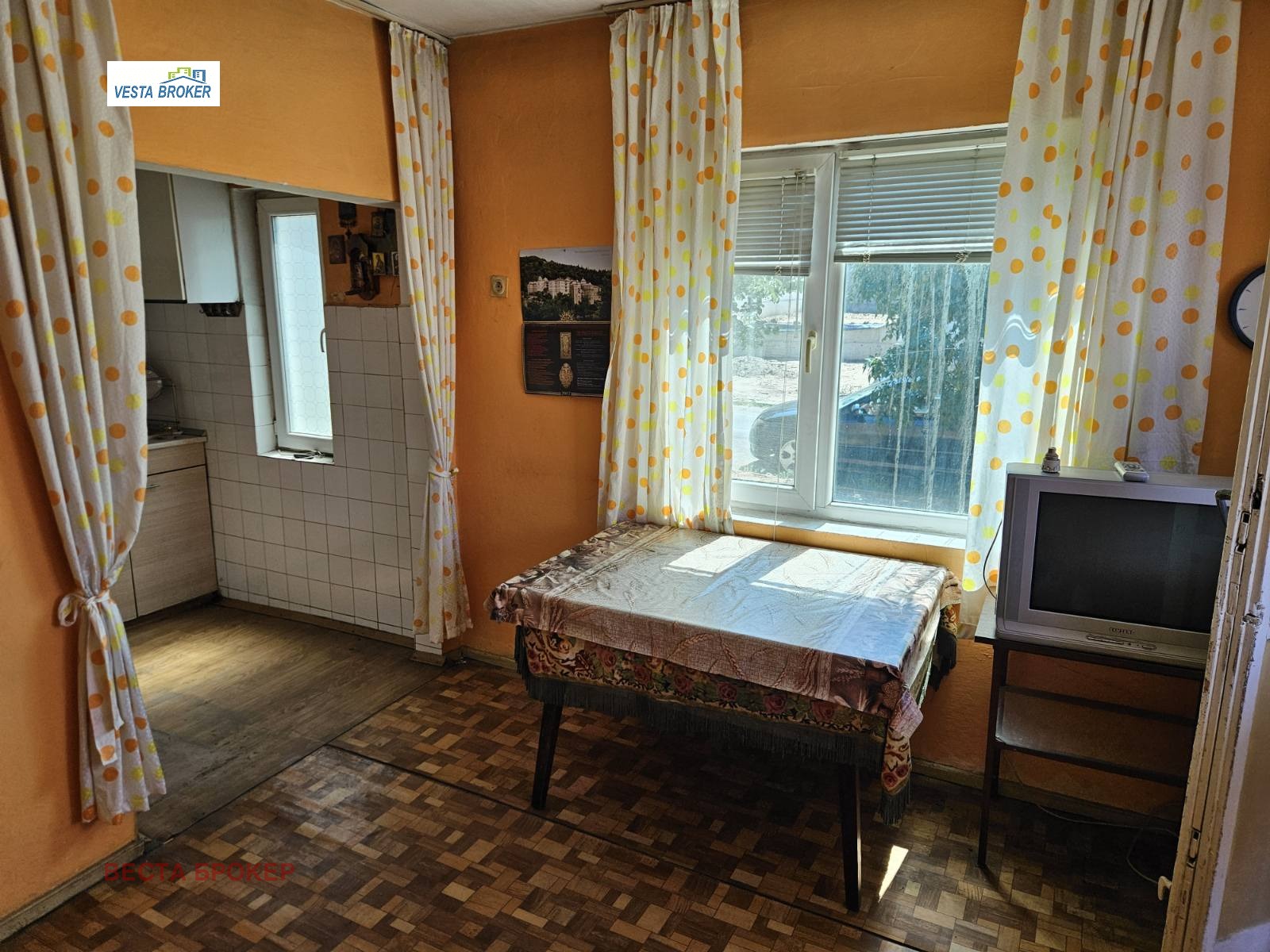 Продава ЕТАЖ ОТ КЪЩА, гр. Кърджали, Байкал, снимка 3 - Етаж от къща - 55263148