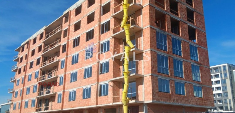 Продава 3-СТАЕН в град Варна, Владислав Варненчик 1 - 92 кв.м / 139 989 € » 273 794.69 лв., РОЯЛС