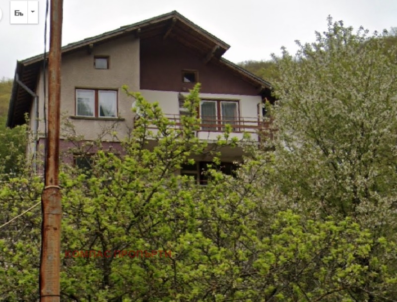 Продава КЪЩА в област София, с. Чурек - 170 кв.м / 50 000 € » 97 791.50 лв., КОМПАС ПРОПЪРТИ