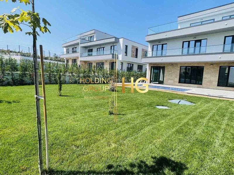 Продава КЪЩА в град Варна, Виница - 310 кв.м / 550 000 € » 1 075 706.50 лв., ХОЛДИНГ ГРУП