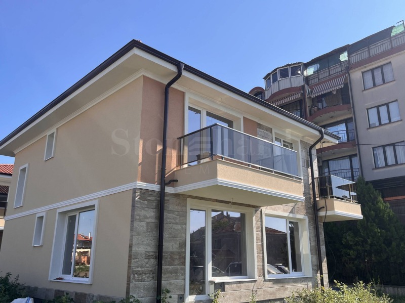 Продава КЪЩА в област Бургас, гр. Поморие - 154 кв.м / 215 000 € » 420 503.45 лв., СТОУНХАРД ПРЕМИЪР В СТРАНАТА И ЧУЖБИНА