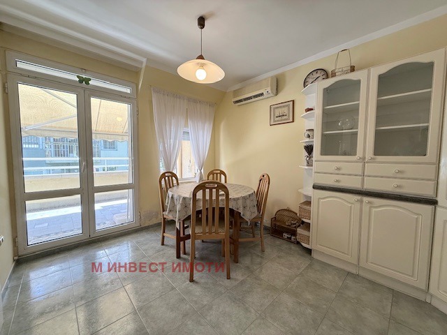 Продава 3-СТАЕН, гр. Пловдив, Кършияка, снимка 2 - Апартаменти - 55232903