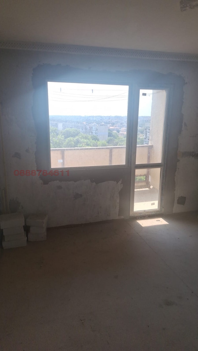 Продава МНОГОСТАЕН, гр. Добрич, Дружба 4, снимка 10 - Апартаменти - 52782461