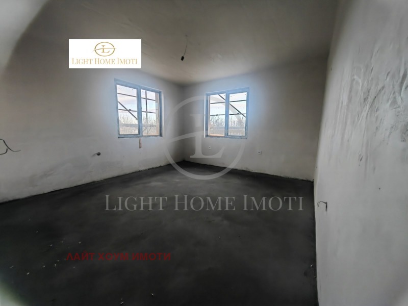 Till salu  3+ sovrum Plovdiv , Ostromila , 180 kvm | 59430416 - bild [3]