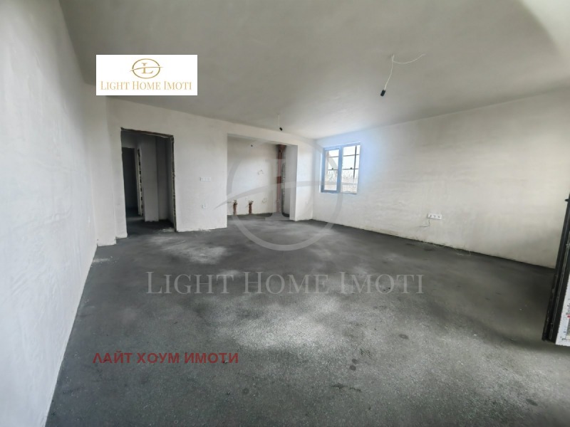 Till salu  3+ sovrum Plovdiv , Ostromila , 180 kvm | 59430416 - bild [2]