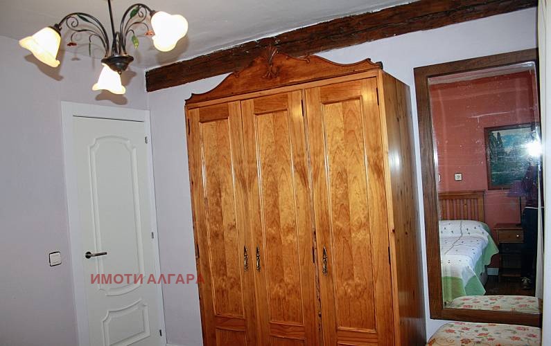 Na sprzedaż  Dom Szumen , Matnica , 215 mkw | 98253441