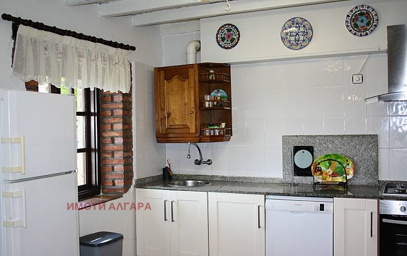 Na sprzedaż  Dom Szumen , Matnica , 215 mkw | 98253441 - obraz [14]