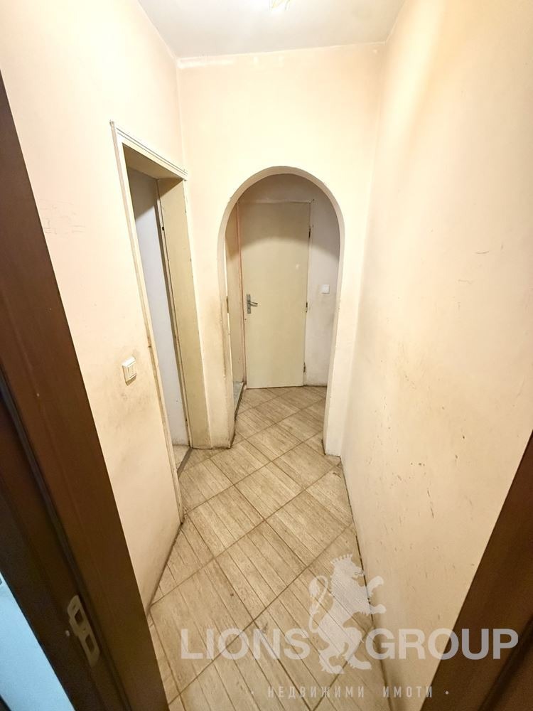 Продава  2-стаен град Варна , Окръжна болница-Генерали , 80 кв.м | 20655000 - изображение [5]
