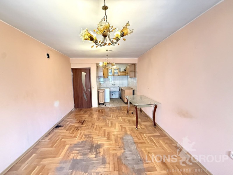 Продава  2-стаен град Варна , Окръжна болница-Генерали , 80 кв.м | 20655000 - изображение [2]